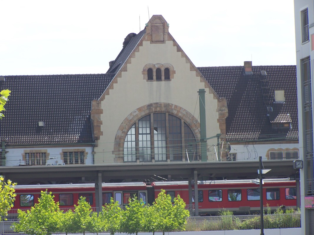 Hbf Bahnhof Worms, railway station, gare