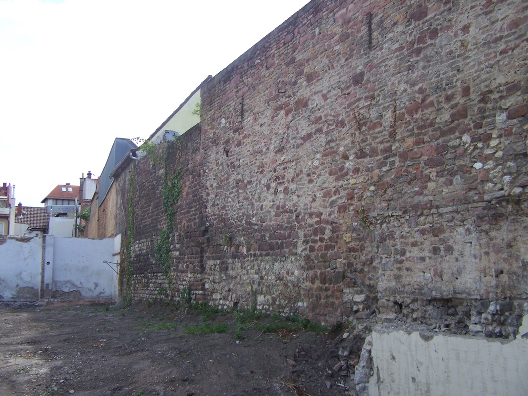 Worms Stadtmauer. Abriß alter Häuser