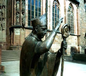 Wormser Bischof Burchard, 1000-1025, Domplatz, cathedral