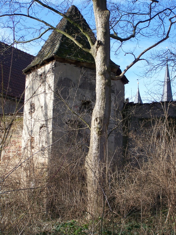 Herrnsheim, Park, Turm, Dorf Befestigung