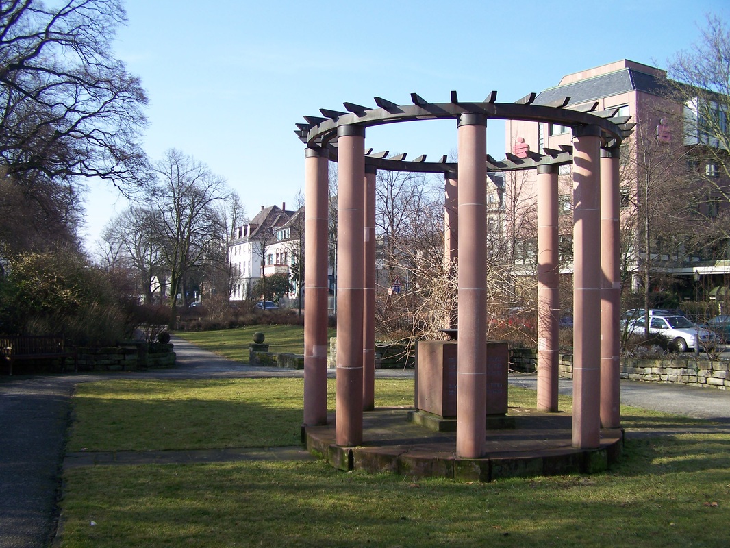 Worms Denkmal Opfer des Faschismus, monument for victims of faschism