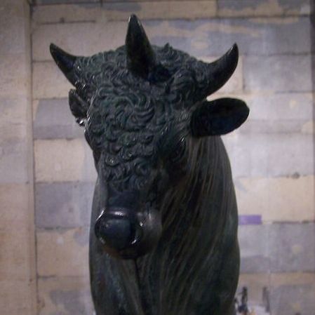 Three-horned bull, Besancon (ph.: RH)