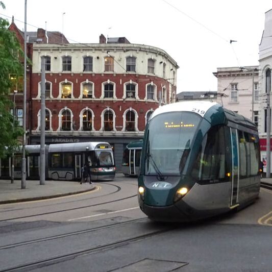 New trams in Nottingham | Tramway de Nottingham | Nottinghamer Straßenbahnen